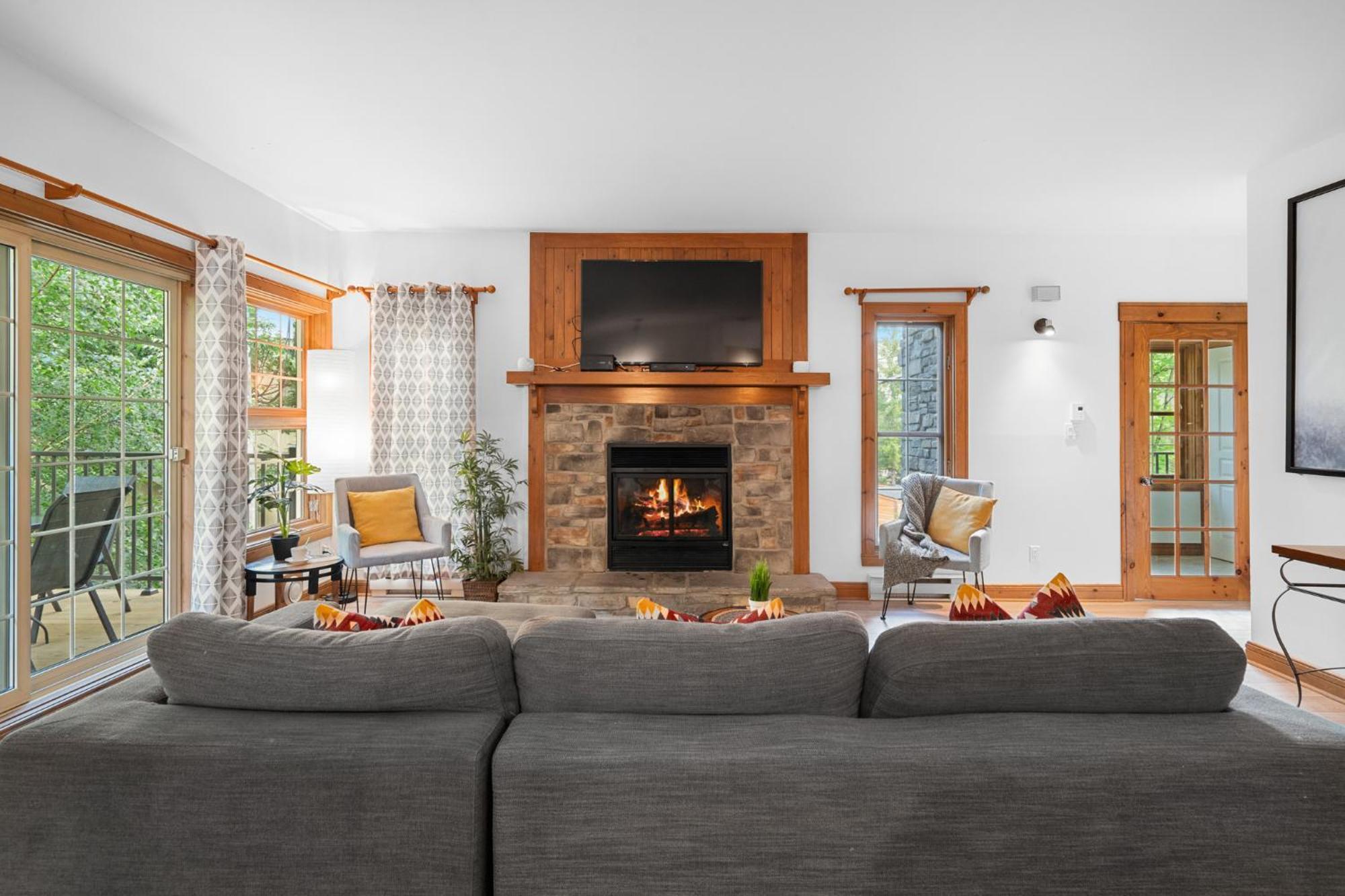 Les Falaises Tremblant - Ski Inout Condo W2Bdrs Mont-Tremblant Exteriér fotografie