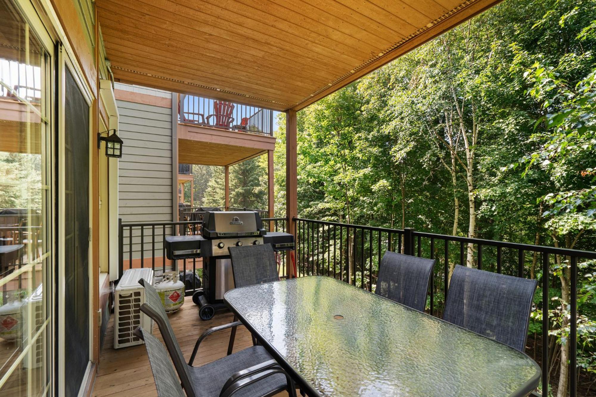 Les Falaises Tremblant - Ski Inout Condo W2Bdrs Mont-Tremblant Exteriér fotografie